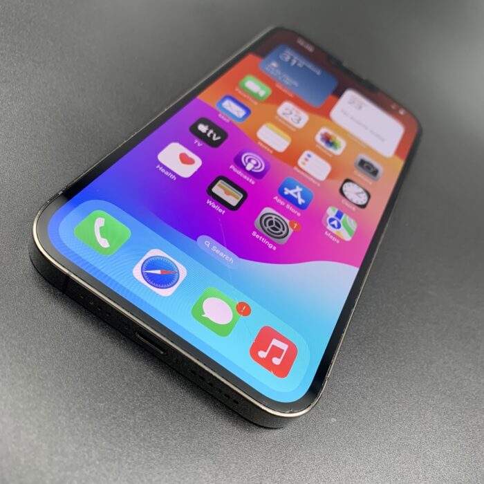 iPhone 13 Pro Max 256GB Graphite (Hairline Crack) - Image 9