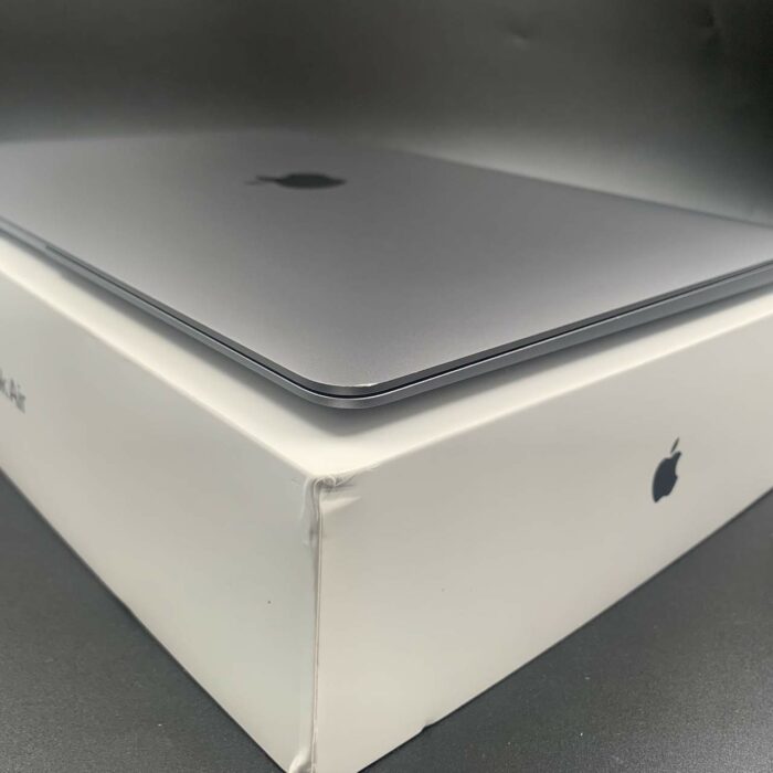 Macbook Air M1 256GB Space Grey - Image 3
