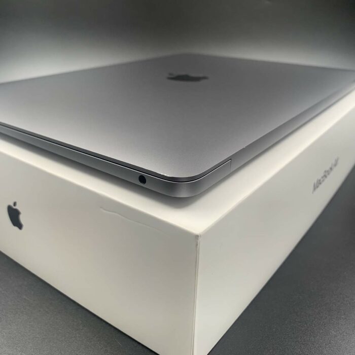 Macbook Air M1 256GB Space Grey - Image 4