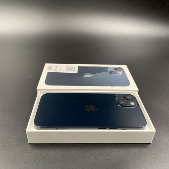 iPhone 13 128GB Midnight - Image 2