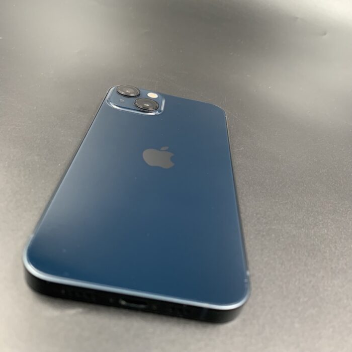 iPhone 13 256GB Midnight - Image 6