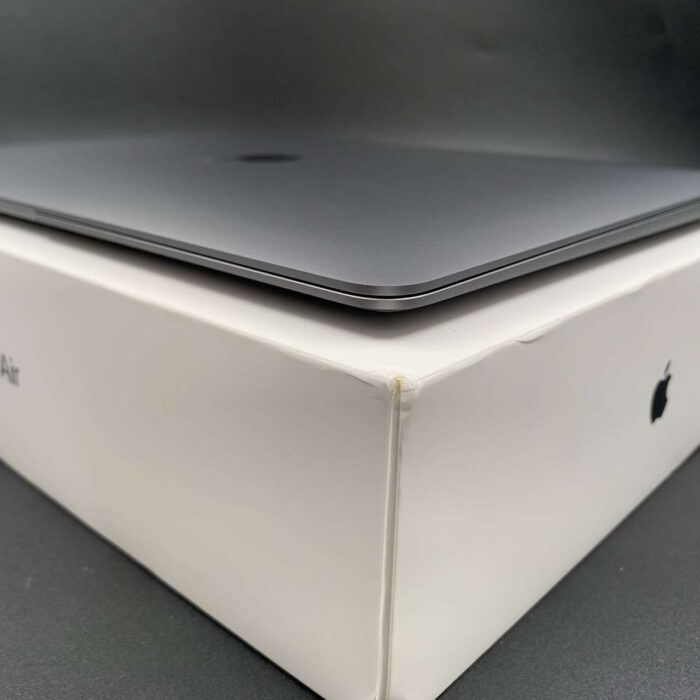 Macbook Air M1 256GB Space Grey - Image 3