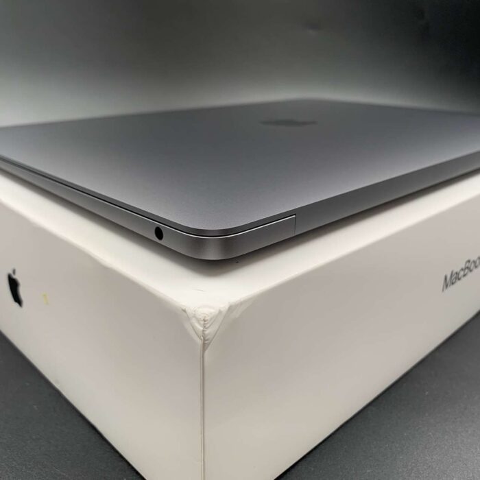 Macbook Air M1 256GB Space Grey - Image 4