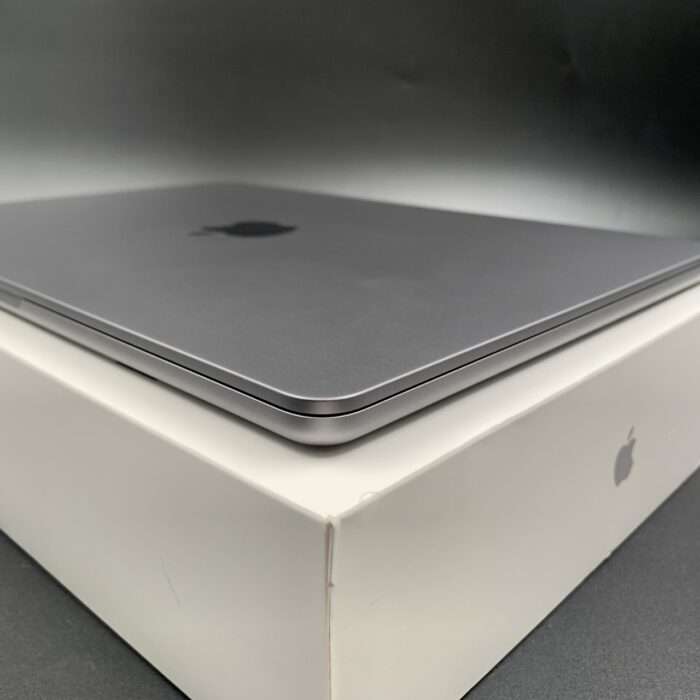 Macbook Air M2 256GB Space Grey - Image 3