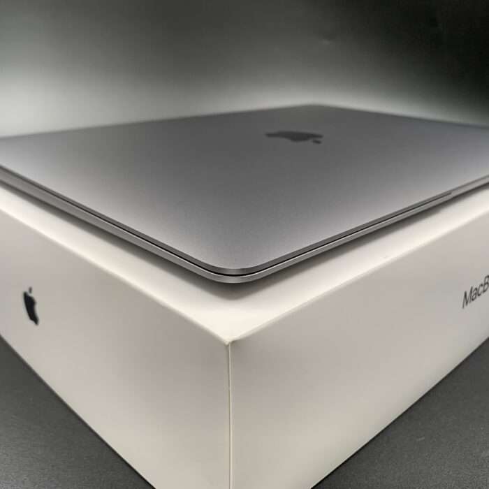 Macbook Air M1 256GB Space Grey - Image 2