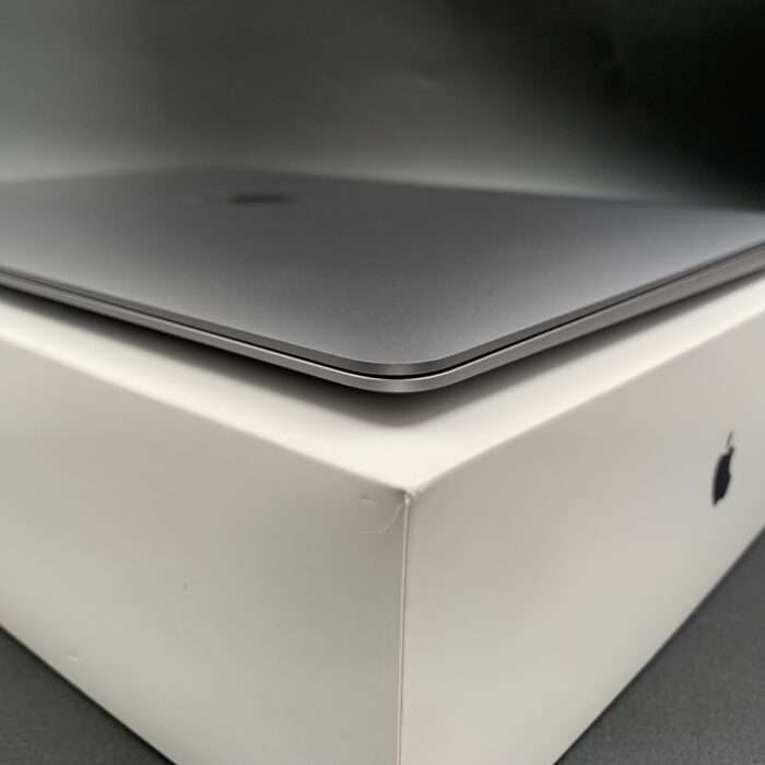 Macbook Air M1 256GB Space Grey - Image 3