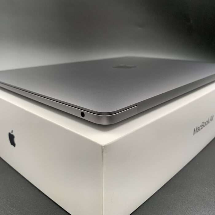 Macbook Air M1 256GB Space Grey - Image 4