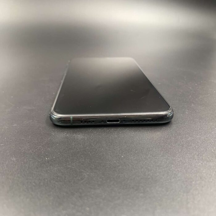 iPhone 11 Pro Max 512GB Green - Image 5