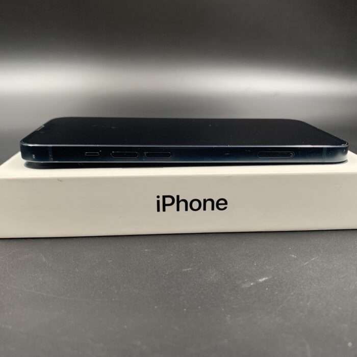 iPhone 13 128GB Midnight - Image 6