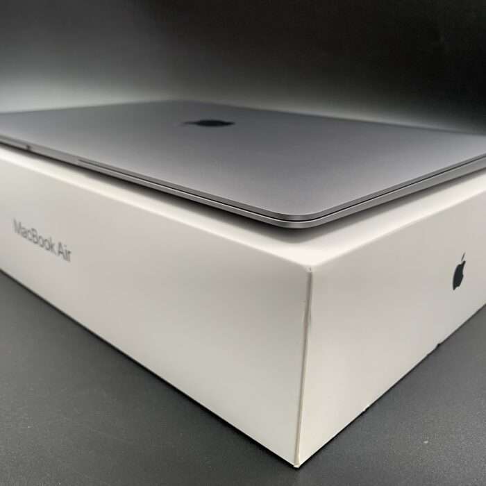 Macbook Air M1 256GB Space Grey - Image 3
