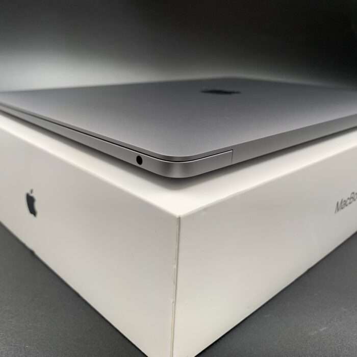 Macbook Air M1 256GB Space Grey - Image 4