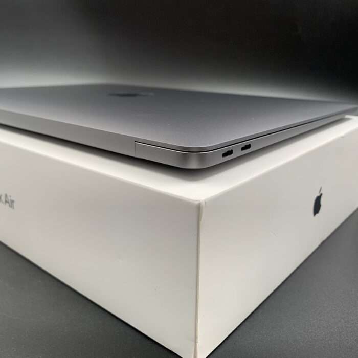 Macbook Air M1 256GB Space Grey - Image 5