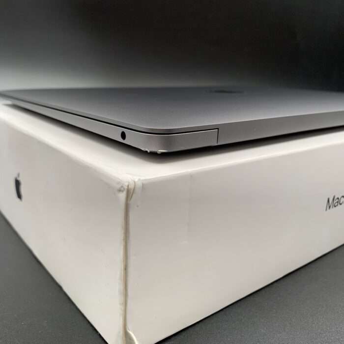 Macbook Air M1 256GB Space Grey - Image 4