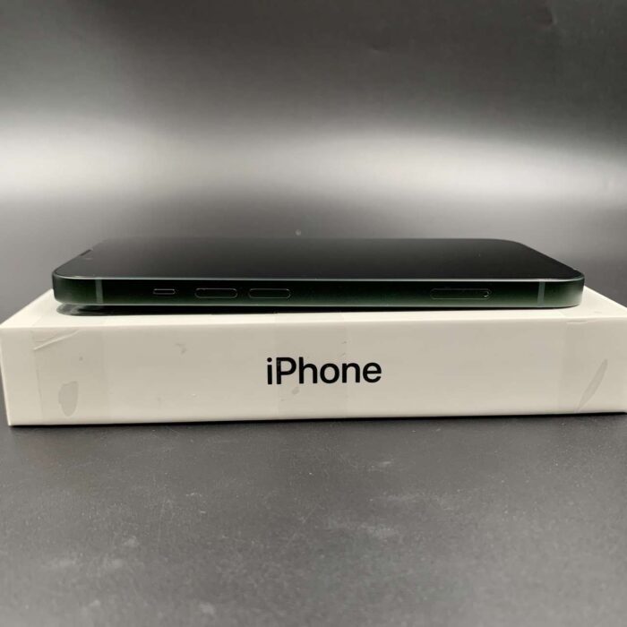 iPhone 13 128GB Green - Image 5