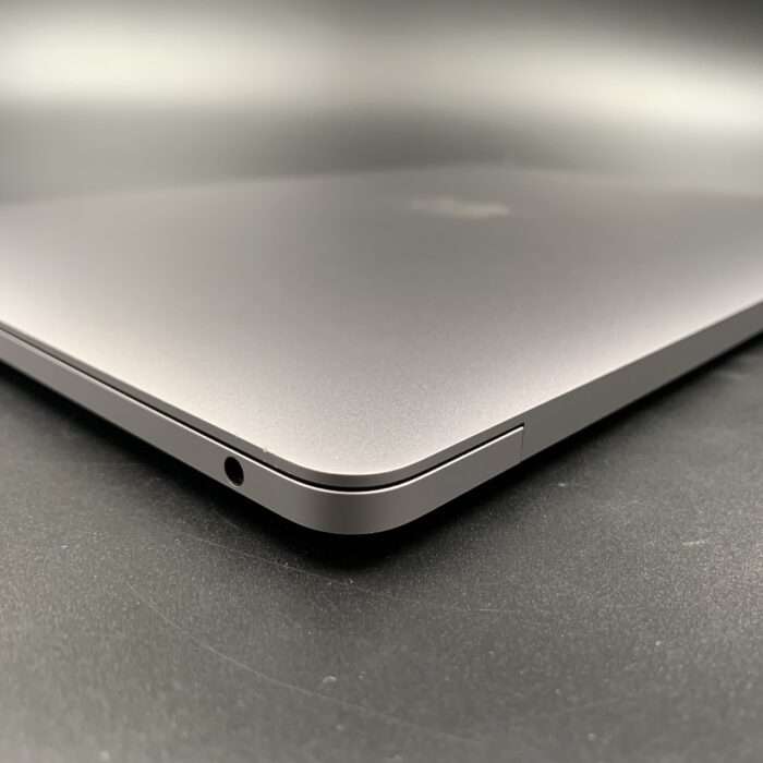 Macbook Pro 13" M2 256GB Space Grey - Image 5