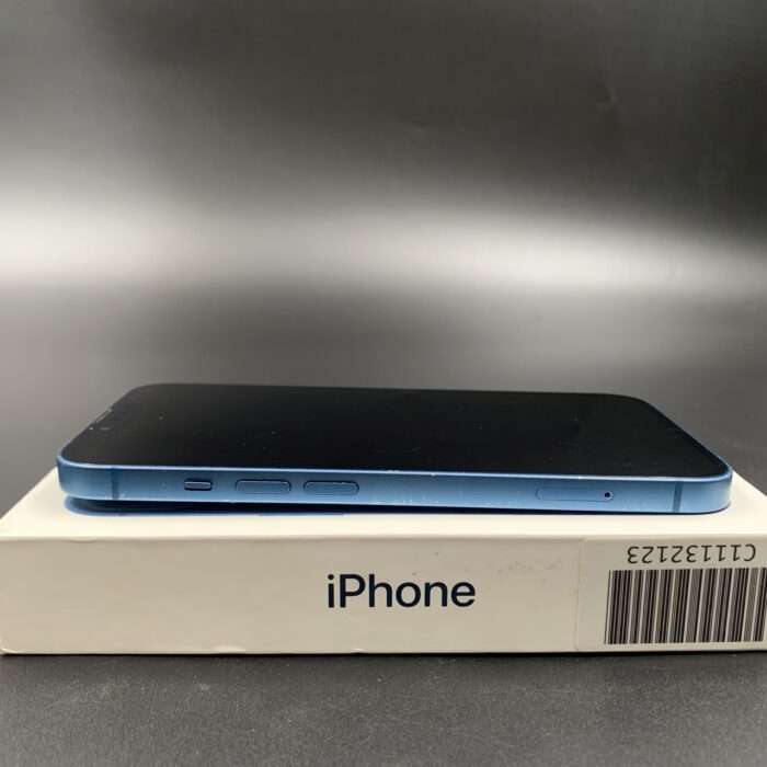 iPhone 13 256GB Blue - Image 5