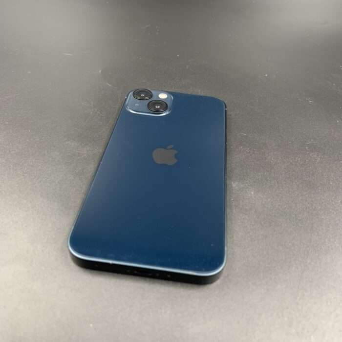 iPhone 13 128GB Midnight - Image 6