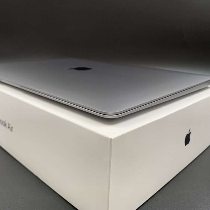 Macbook Air M1 256GB Space Grey - Image 3