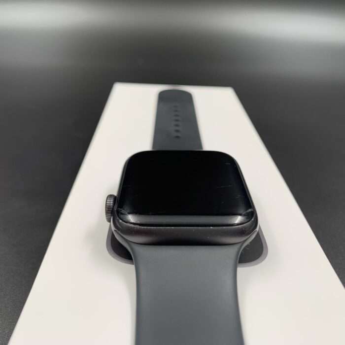 Apple Watch Series 6 44MM Space Grey GPS+Cellular - Image 3