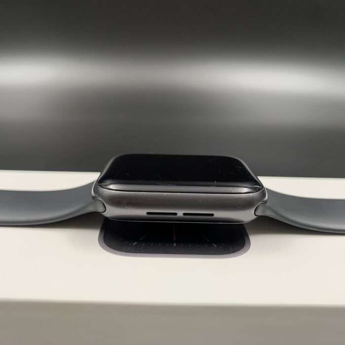 Apple Watch Series 6 44MM Space Grey GPS+Cellular - Image 4