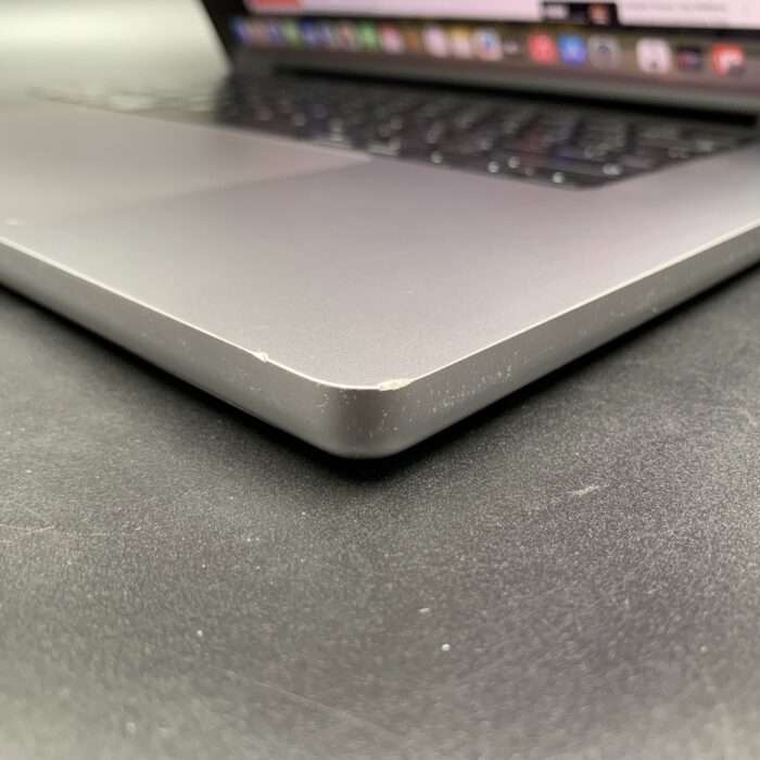 MacBook Pro 16" M1 Pro 1TB SSD | 16GB Ram | Space Grey - Image 4