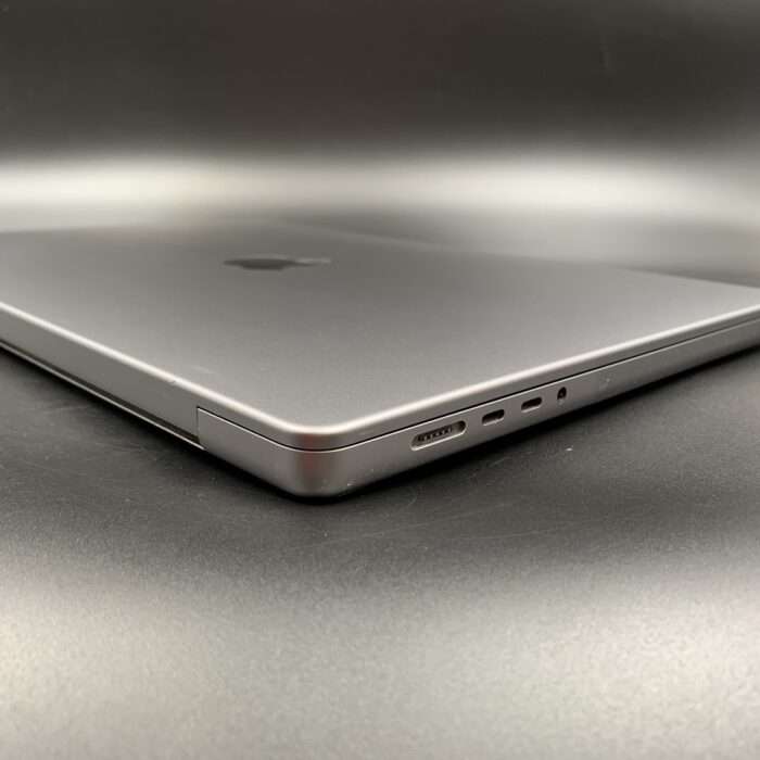 MacBook Pro 16" M1 Pro 1TB SSD | 16GB Ram | Space Grey - Image 6