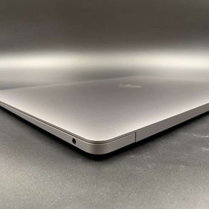 Macbook Air M1 256GB Space Grey - Image 4