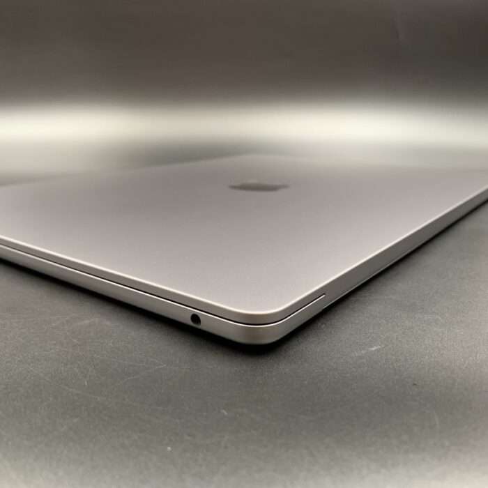 Macbook Air M2 15-inch 512GB Space Grey - Image 4