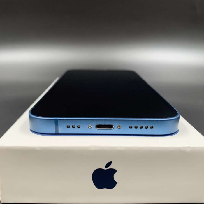 iPhone 13 512GB Blue - Image 7