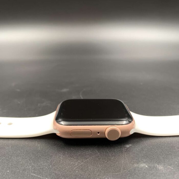 Apple Watch Series SE 44MM Rose Gold - Image 2