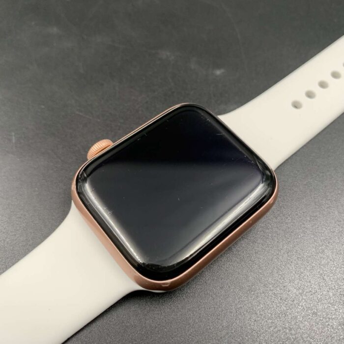 Apple Watch Series SE 44MM Rose Gold - Image 7