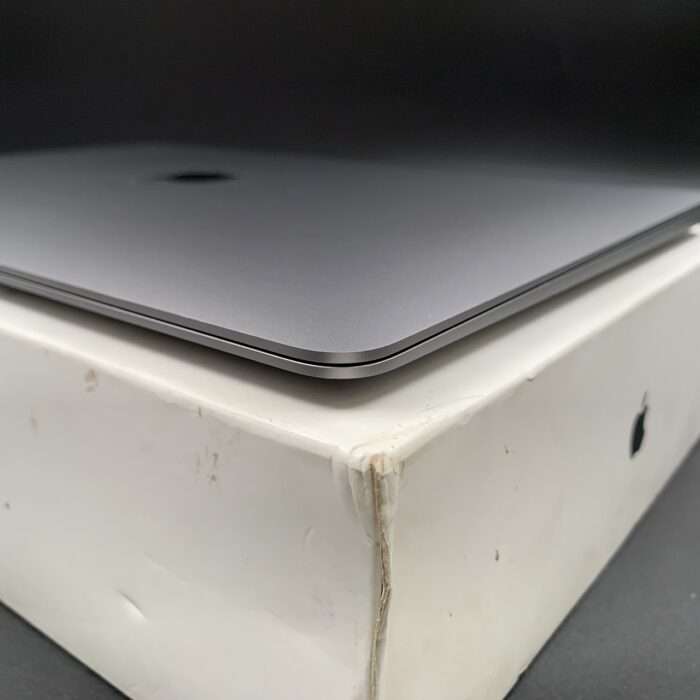 Macbook Air M1 13-inch 256GB Space Grey - Image 3