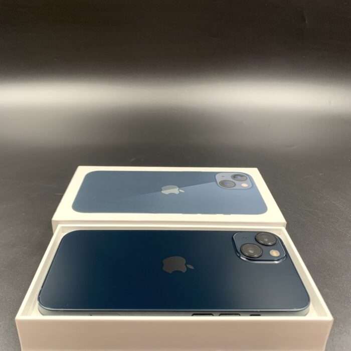 iPhone 13 128GB Midnight - Image 2