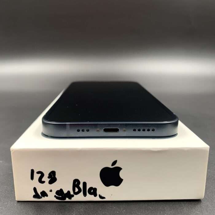iPhone 13 128GB Midnight - Image 6