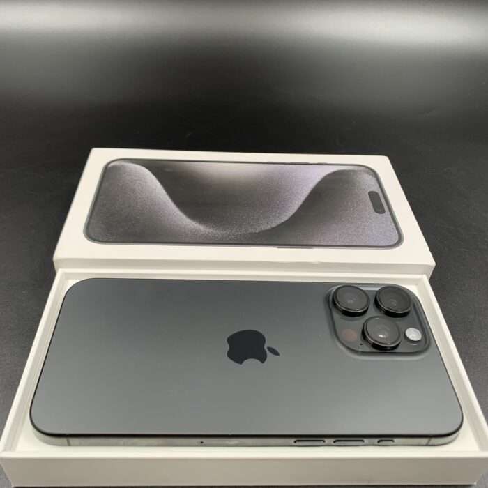 iPhone 15 Pro Max 256GB Black Titanium - Image 2