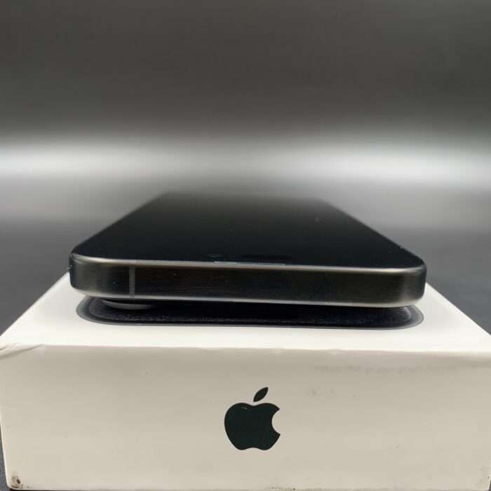 iPhone 15 Pro Max 256GB Black Titanium - Image 4