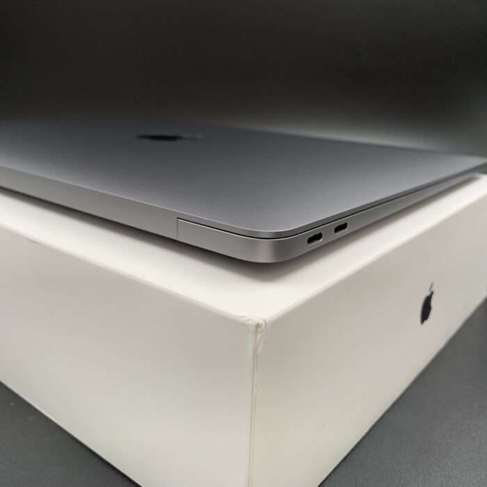 Macbook Air M1 13-inch 256GB Space Grey - Image 5