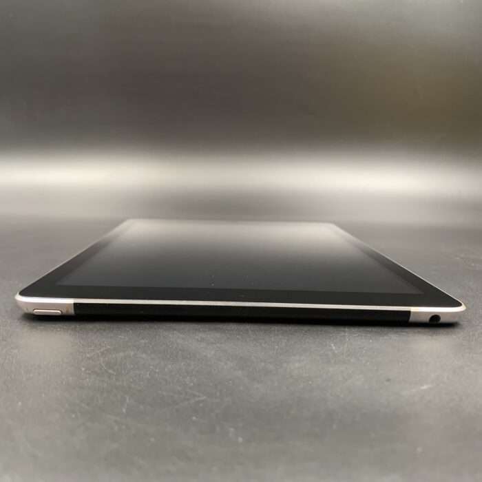 iPad 5th Gen 32GB Wifi + Cellular Space Grey - Image 3