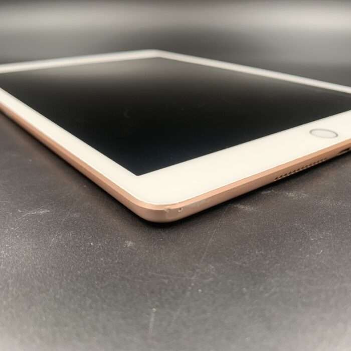 iPad 8th Generation 32GB Wifi Rose Gold - Image 5