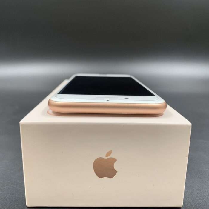 iPhone 8 64GB Gold - Image 4