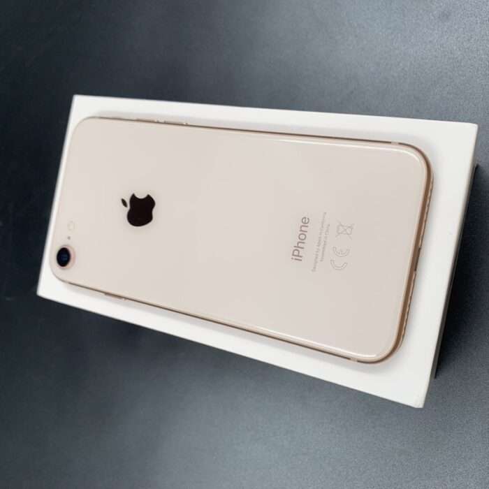 iPhone 8 64GB Gold - Image 7