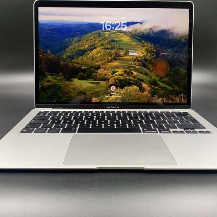 Macbook Air M1 13-inch 256GB Silver - Image 6