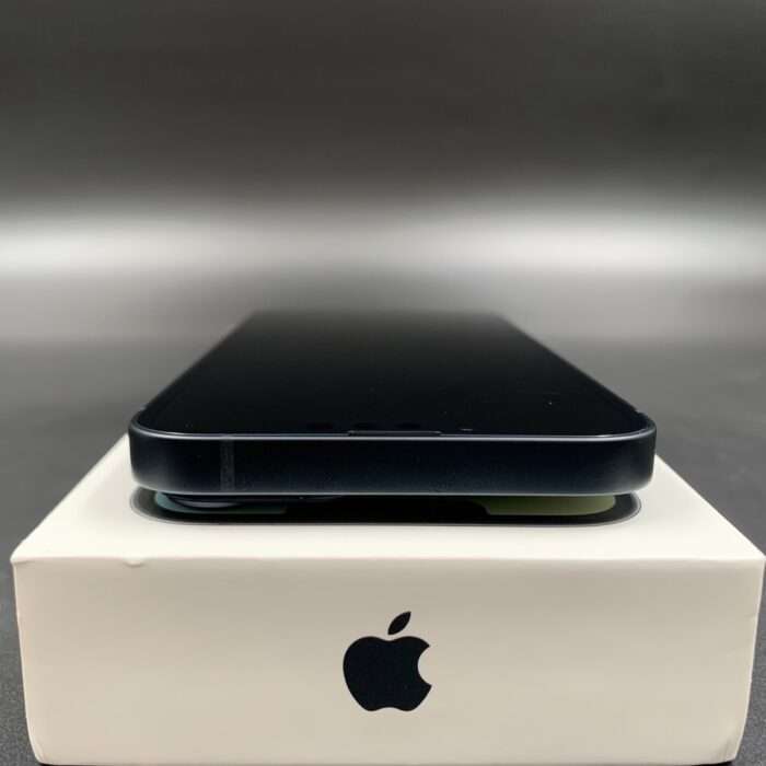 iPhone 14 128GB Midnight - Image 4