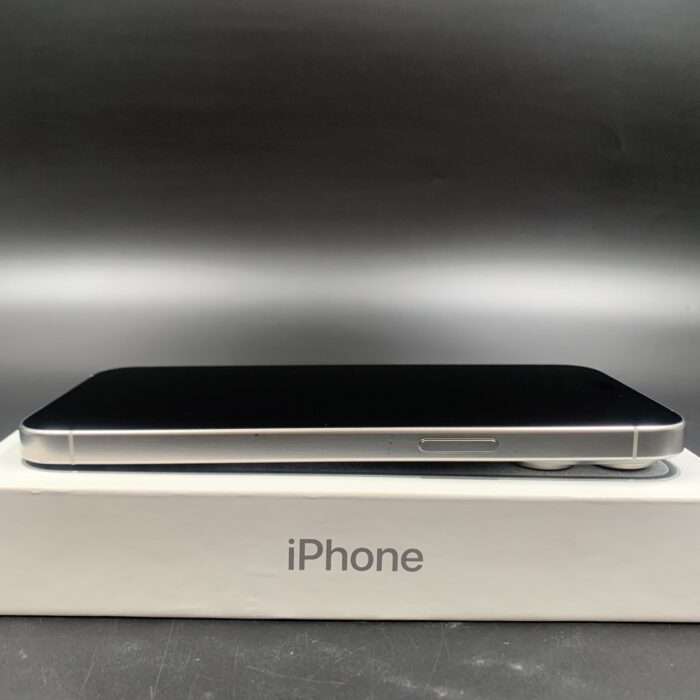 iPhone 15 Pro Max 256GB White Titanium - Image 3