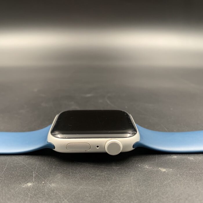 Apple Watch SE 44MM Silver - Image 2