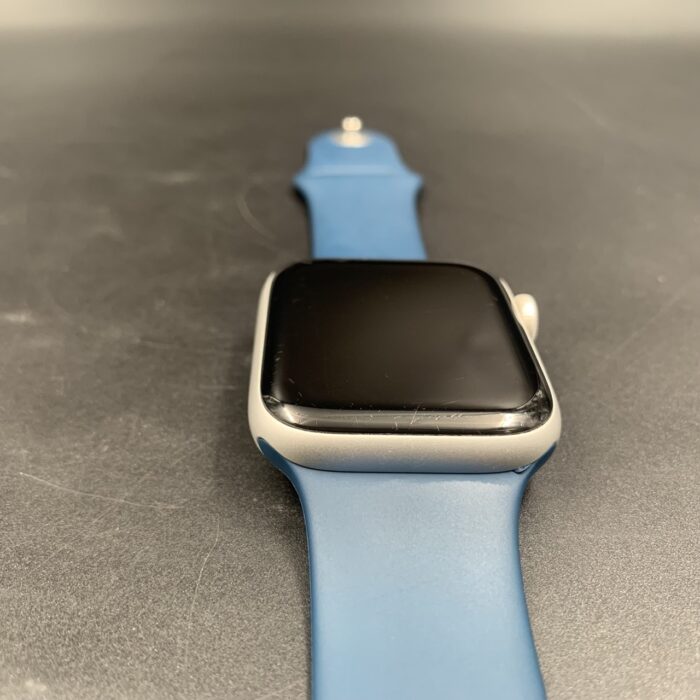 Apple Watch SE 44MM Silver - Image 5