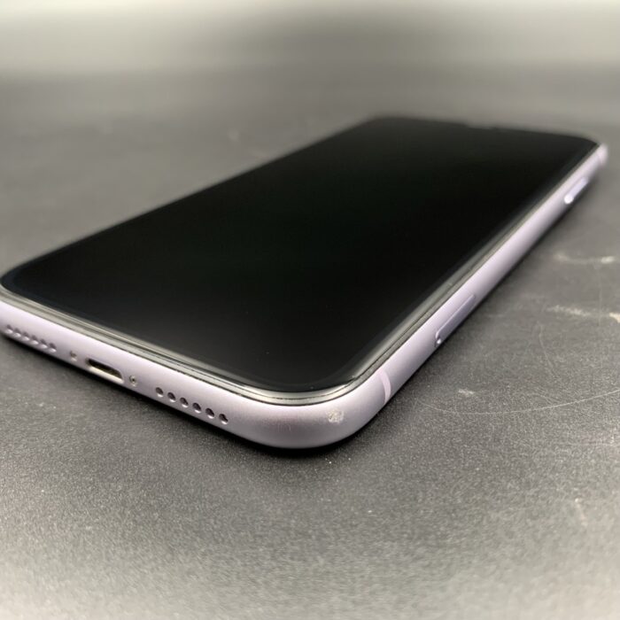 iPhone 11 64GB Purple - Image 6