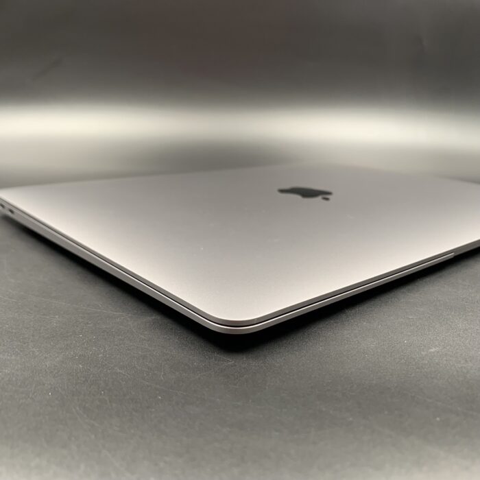 Macbook Air M1 13-inch 256GB Space Grey - Image 2