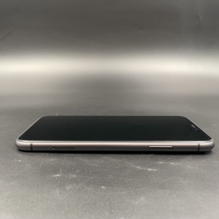 iPhone 11 256GB Black - Image 2
