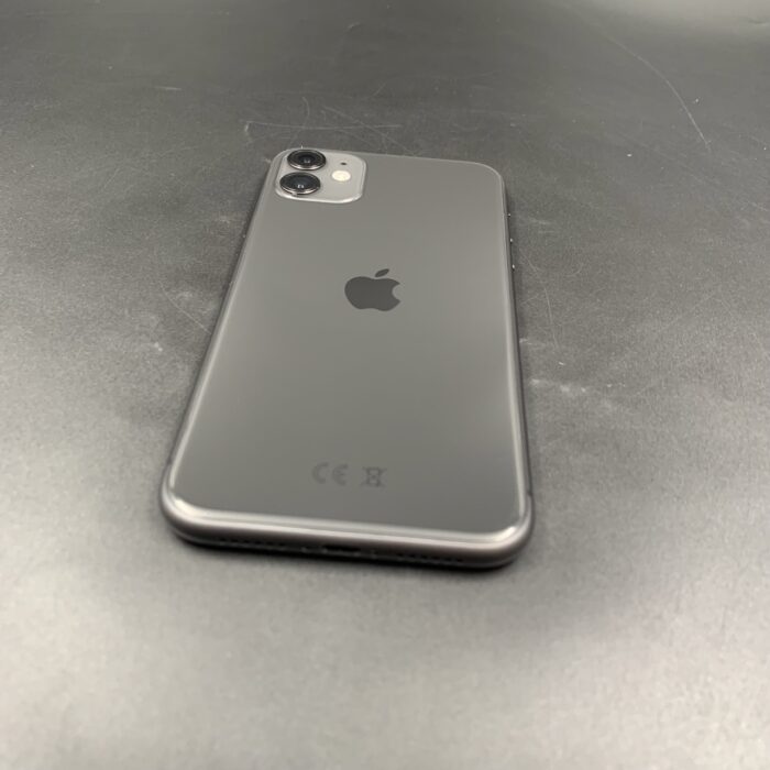 iPhone 11 256GB Black - Image 6